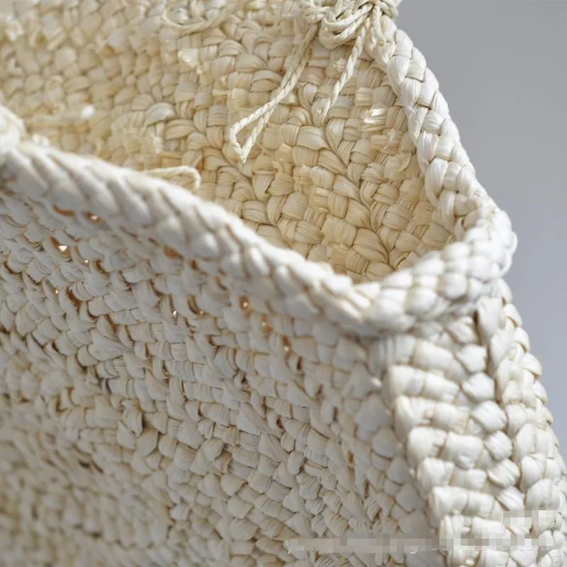 Scallop Woven Straw Tote Beach Bag