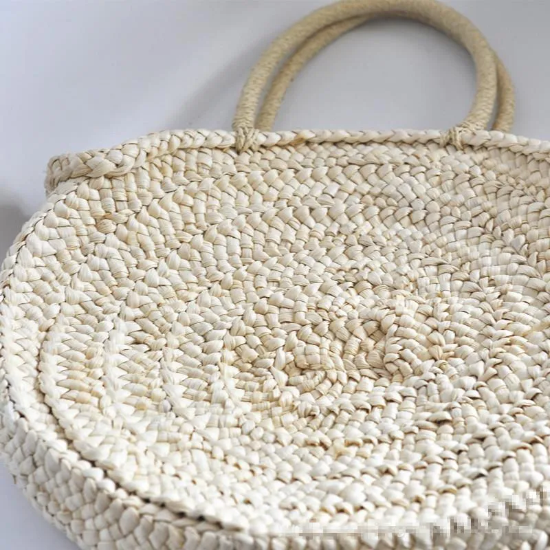 Scallop Woven Straw Tote Beach Bag